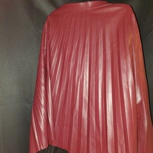 Faux leather pleated skirt